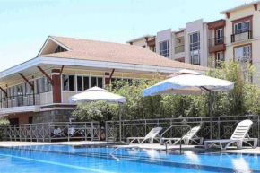 Budget 2 Bedroom with Free Parking near NAIA